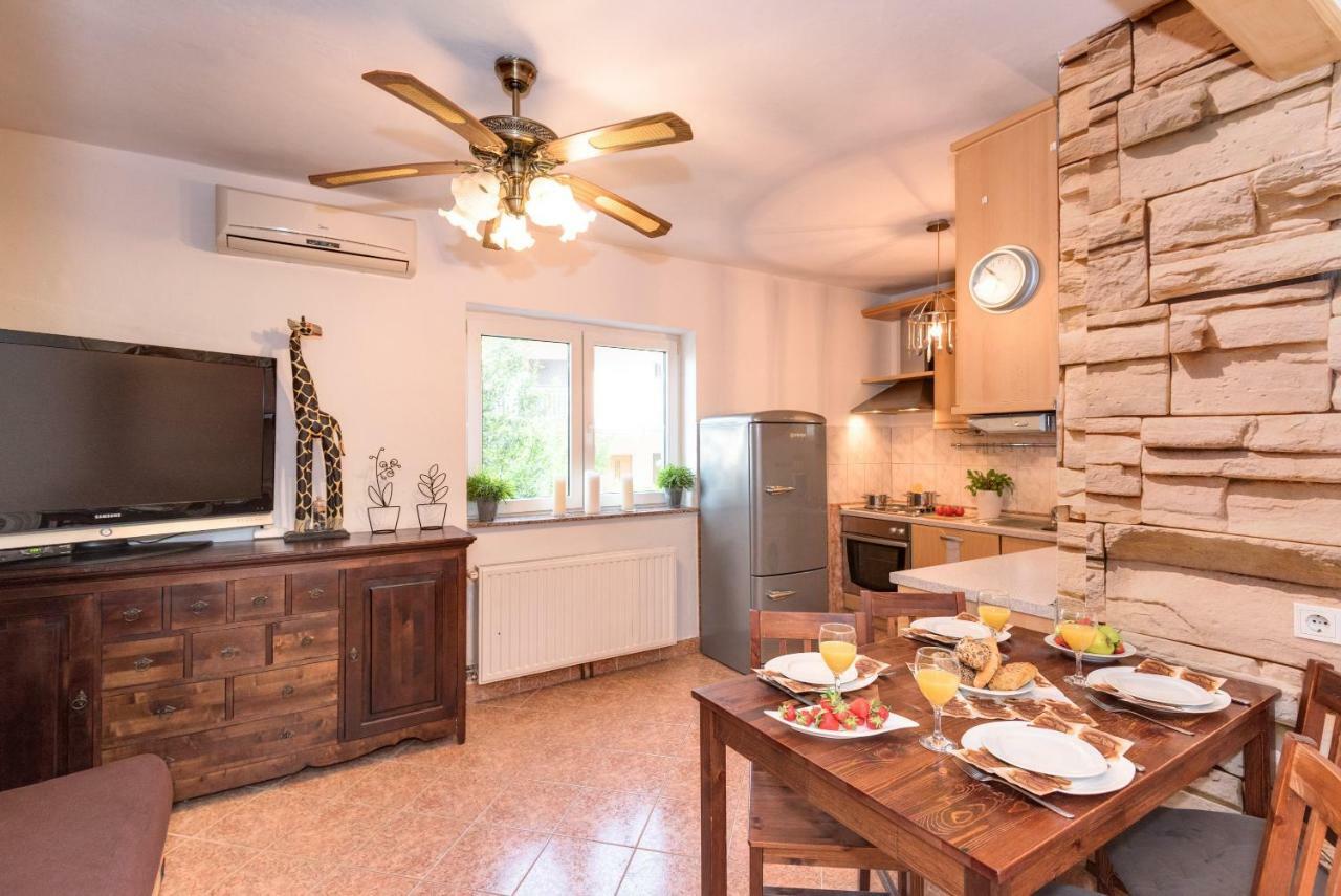 Magnolia Apartments Zaboric Ngoại thất bức ảnh